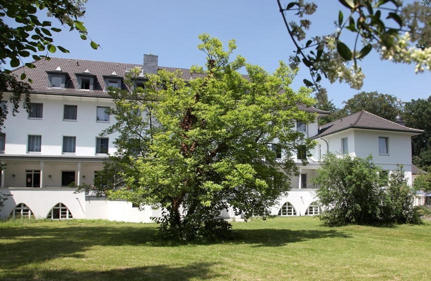 Hotel Haus Venusberg Jugendbildungsstaette Bonn Exterior foto